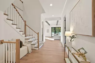 9205 Rosehill Dr, Bethesda, MD 20817 - Photo 6