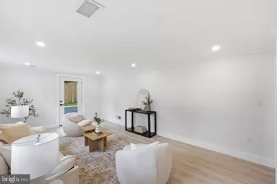 13710 Arctic Avenue, Rockville, MD 20853 - Photo 32