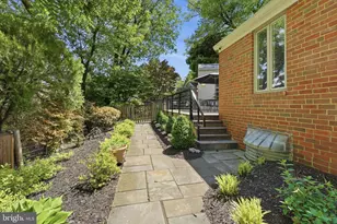9109 Bradford Rd, Silver Spring, MD 20901 - Photo 56