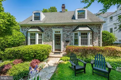 7409 Ridgewood Avenue, Chevy Chase, MD 20815 - Photo 2
