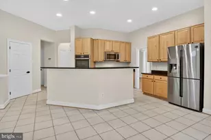 404 Misty Knoll Dr, Rockville, MD 20850 - Photo 36