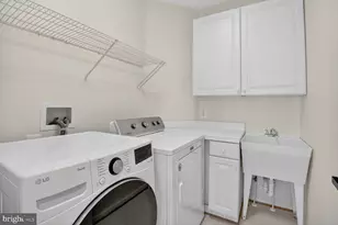 404 Misty Knoll Dr, Rockville, MD 20850 - Photo 42