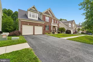 23115 Timber Creek Ln, Clarksburg, MD 20871 - Photo 2