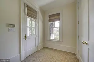 8800 Saunders Ln, Bethesda, MD 20817 - Photo 24