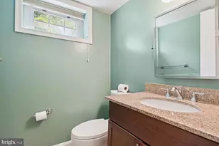 5916 Greentree Rd, Bethesda, MD 20817 - Photo 22