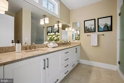 3675 Chevy Chase Lake Drive, Chevy Chase, MD 20815 - Photo 18