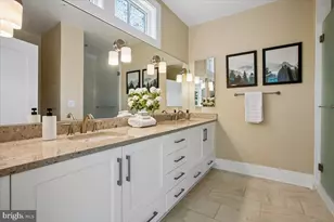 3675 Chevy Chase Lake Dr, Chevy Chase, MD 20815 - Photo 18