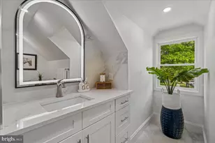 4000 Adams Dr, Silver Spring, MD 20902 - Photo 12