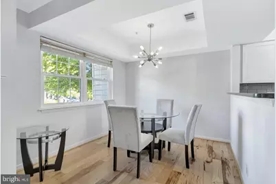 5716 Chapman Mill Drive #150, Rockville, MD 20852 - Photo 4
