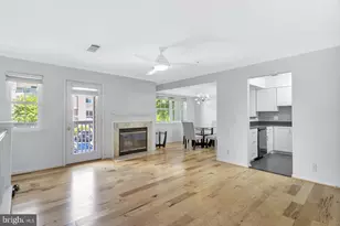 5716 Chapman Mill Dr, Rockville, MD 20852 - Photo 2