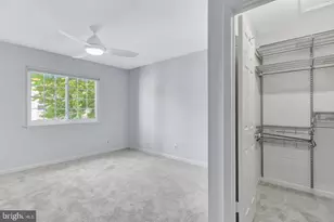 5716 Chapman Mill Dr, Rockville, MD 20852 - Photo 16