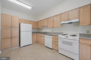 2904 N Leisure World Blvd, Silver Spring, MD 20906 - Photo 30