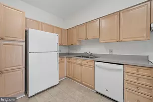 2904 N Leisure World Blvd, Silver Spring, MD 20906 - Photo 32