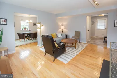 4820 Bradley Boulevard #208, Chevy Chase, MD 20815 - Photo 8