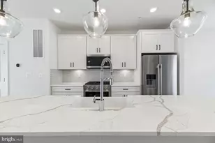 2042 Henson Norris St, Rockville, MD 20850 - Photo 18