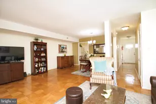 886 Azalea Dr, Rockville, MD 20850 - Photo 4