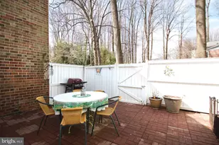 886 Azalea Dr, Rockville, MD 20850 - Photo 18