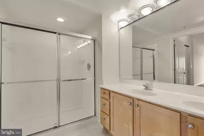 7915 Eastern Avenue #1014, Silver Spring, MD 20910 - Photo 8