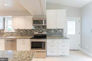 3 McFarlin Ct, Germantown, MD 20874 - Photo 12