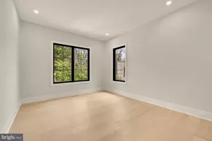 8314 Thoreau Dr, Bethesda, MD 20817 - Photo 32