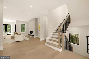 8314 Thoreau Dr, Bethesda, MD 20817 - Photo 12