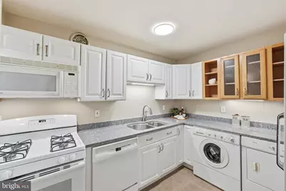 4620 N Park Avenue #607E, Chevy Chase, MD 20815 - Photo 16