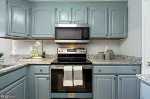 19052 Capehart Dr, Montgomery Village, MD 20886 - Photo 6