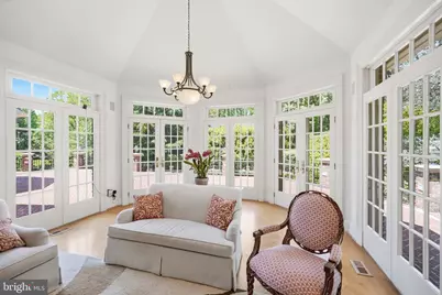 9200 Redwood Avenue, Bethesda, MD 20817 - Photo 10