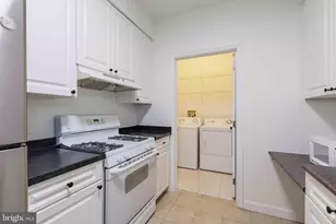 501 Hungerford Dr, Rockville, MD 20850 - Photo 12