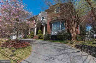 3809 Jones Bridge Rd, Chevy Chase, MD 20815 - Photo 4