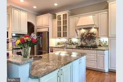 3809 Jones Bridge Road, Chevy Chase, MD 20815 - Photo 24
