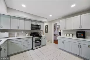 11518 Charlton Dr, Silver Spring, MD 20902 - Photo 12