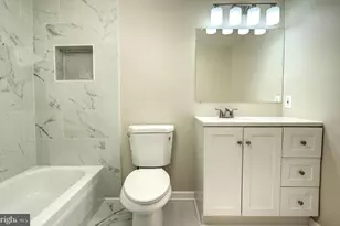 415 Christopher Ave, Gaithersburg, MD 20879 - Photo 32