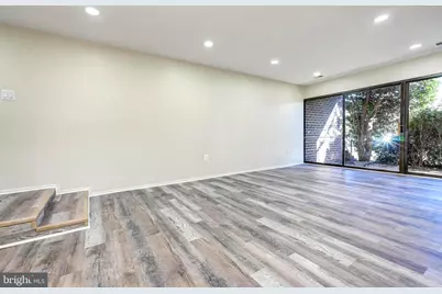 415 Christopher Avenue #11, Gaithersburg, MD 20879 - Photo 6