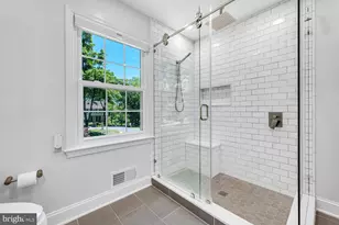 8508 Scarboro Ct, Potomac, MD 20854 - Photo 22