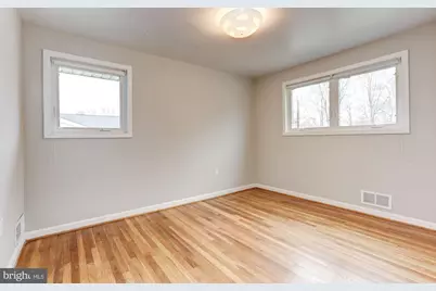 9718 Holmhurst Road, Bethesda, MD 20817 - Photo 14