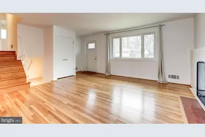 9718 Holmhurst Road, Bethesda, MD 20817 - Photo 2