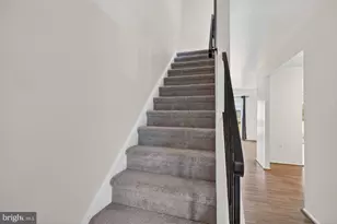 2430 Sun Valley Cir, Silver Spring, MD 20906 - Photo 6