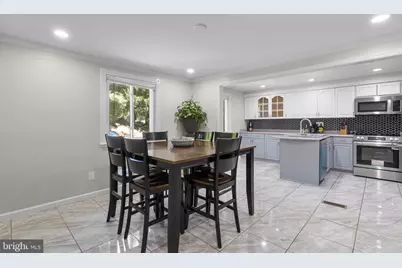 10314 Watkins Mill Drive, Gaithersburg, MD 20886 - Photo 6