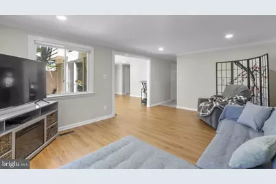 10314 Watkins Mill Drive, Gaithersburg, MD 20886 - Photo 12