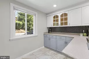 10314 Watkins Mill Dr, Gaithersburg, MD 20886 - Photo 4