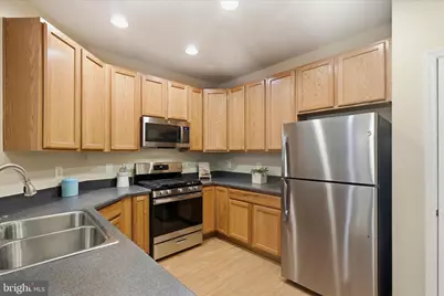 701 Fallsgrove Drive #102, Rockville, MD 20850 - Photo 10