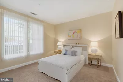 701 Fallsgrove Drive #102, Rockville, MD 20850 - Photo 20
