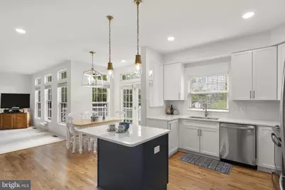 18028 Red Rocks Drive, Germantown, MD 20874 - Photo 6