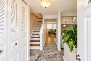 1 Farmcrest Ct, Silver Spring, MD 20905 - Photo 2