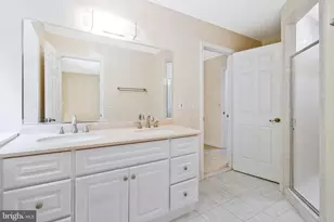 10009 New London Dr, Potomac, MD 20854 - Photo 64