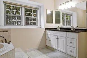 10009 New London Dr, Potomac, MD 20854 - Photo 76