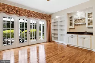 10009 New London Dr, Potomac, MD 20854 - Photo 36