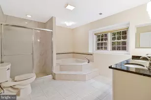 10009 New London Dr, Potomac, MD 20854 - Photo 74
