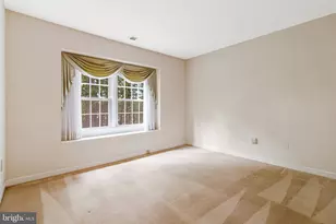 10009 New London Dr, Potomac, MD 20854 - Photo 72